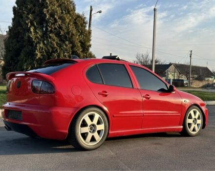 Красный Сеат Леон, объемом двигателя 1.8 л и пробегом 280 тыс. км за 4900 $, фото 7 на Automoto.ua