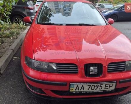 Сеат Leon 2003 у Києві на Automoto.ua Червоний Сеат Leon, об'ємом двигуна 1.8 л та пробігом 155 тис. км за 5800 $, фото 4 на Automoto.ua