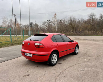 Красный Сеат Леон, объемом двигателя 1.6 л и пробегом 172 тыс. км за 3900 $, фото 4 на Automoto.ua