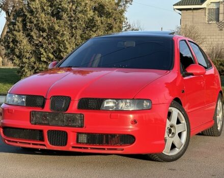 Красный Сеат Леон, объемом двигателя 1.8 л и пробегом 280 тыс. км за 4900 $, фото 3 на Automoto.ua