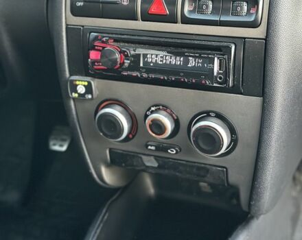 Красный Сеат Леон, объемом двигателя 1.8 л и пробегом 280 тыс. км за 4900 $, фото 19 на Automoto.ua