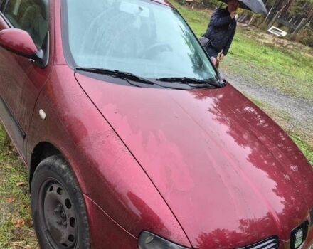 Красный Сеат Леон, объемом двигателя 1.6 л и пробегом 202 тыс. км за 4000 $, фото 4 на Automoto.ua