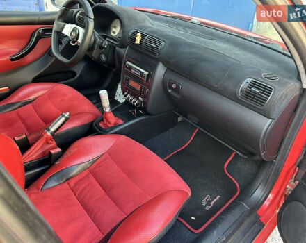 Сеат Леон 2004 в Каменское - Днепродзержинск на Automoto.ua Красный Сеат Леон, объемом двигателя 1.8 л и пробегом 231 тыс. км за 5400 $, фото 17 на Automoto.ua