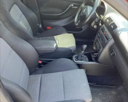 Червоний Сеат Leon, об'ємом двигуна 1.8 л та пробігом 95 тис. км за 4100 $, фото 3 на Automoto.ua