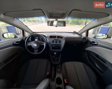Красный Сеат Леон, объемом двигателя 1.6 л и пробегом 211 тыс. км за 5200 $, фото 17 на Automoto.ua