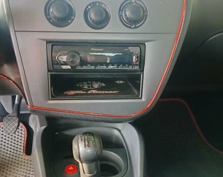 Червоний Сеат Leon, об'ємом двигуна 1.6 л та пробігом 253 тис. км за 4500 $, фото 2 на Automoto.ua