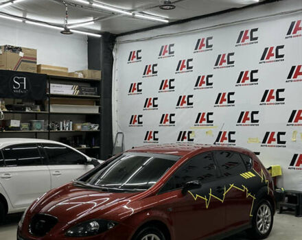 Красный Сеат Леон, объемом двигателя 1.6 л и пробегом 246 тыс. км за 5500 $, фото 1 на Automoto.ua