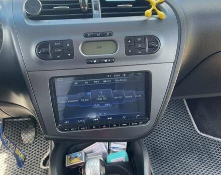 Червоний Сеат Leon, об'ємом двигуна 1.6 л та пробігом 262 тис. км за 4800 $, фото 7 на Automoto.ua