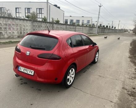Красный Сеат Леон, объемом двигателя 1.6 л и пробегом 280 тыс. км за 2800 $, фото 2 на Automoto.ua