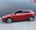 Красный Сеат Леон, объемом двигателя 2 л и пробегом 145 тыс. км за 6000 $, фото 1 на Automoto.ua