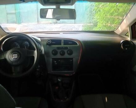 Червоний Сеат Leon, об'ємом двигуна 1.6 л та пробігом 253 тис. км за 4500 $, фото 4 на Automoto.ua