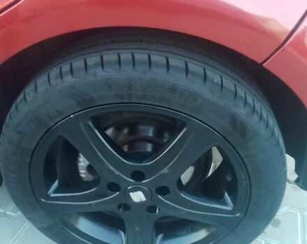 Червоний Сеат Leon, об'ємом двигуна 2 л та пробігом 226 тис. км за 5300 $, фото 4 на Automoto.ua