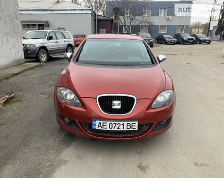 Червоний Сеат Leon, об'ємом двигуна 1.97 л та пробігом 179 тис. км за 5900 $, фото 1 на Automoto.ua