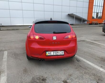 Красный Сеат Леон, объемом двигателя 2 л и пробегом 187 тыс. км за 5600 $, фото 4 на Automoto.ua
