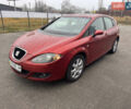 Червоний Сеат Leon, об'ємом двигуна 1.6 л та пробігом 219 тис. км за 5999 $, фото 2 на Automoto.ua