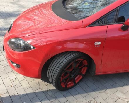 Червоний Сеат Leon, об'ємом двигуна 2 л та пробігом 73 тис. км за 6700 $, фото 3 на Automoto.ua