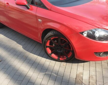 Червоний Сеат Leon, об'ємом двигуна 2 л та пробігом 73 тис. км за 6700 $, фото 4 на Automoto.ua