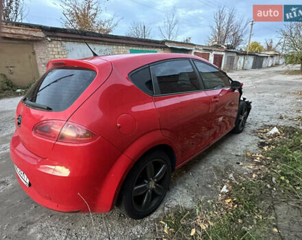 Сеат Леон 2008 в Белой Церкве на Automoto.ua Красный Сеат Леон, объемом двигателя 2 л и пробегом 200 тыс. км за 2250 $, фото 5 на Automoto.ua