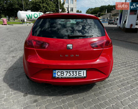 Червоний Сеат Leon, об'ємом двигуна 1.2 л та пробігом 189 тис. км за 6200 $, фото 4 на Automoto.ua