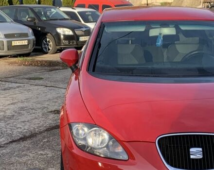 Красный Сеат Леон, объемом двигателя 1.9 л и пробегом 290 тыс. км за 5800 $, фото 2 на Automoto.ua