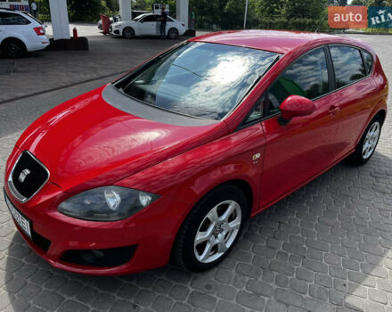 Червоний Сеат Leon, об'ємом двигуна 1.2 л та пробігом 189 тис. км за 6200 $, фото 7 на Automoto.ua
