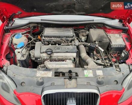 Червоний Сеат Leon, об'ємом двигуна 1.39 л та пробігом 140 тис. км за 6000 $, фото 20 на Automoto.ua