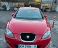 Красный Сеат Леон, объемом двигателя 1.2 л и пробегом 225 тыс. км за 5000 $, фото 1 на Automoto.ua