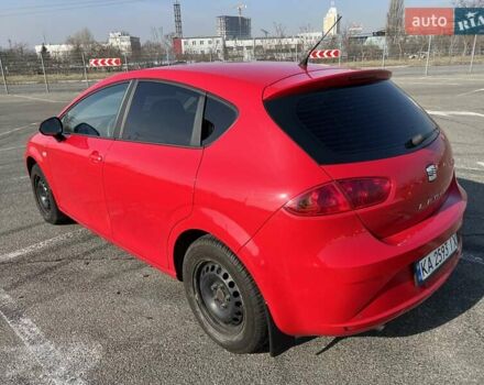 Сеат Леон 2011 в Киеве на Automoto.ua Красный Сеат Леон, объемом двигателя 1.39 л и пробегом 89 тыс. км за 6900 $, фото 1 на Automoto.ua