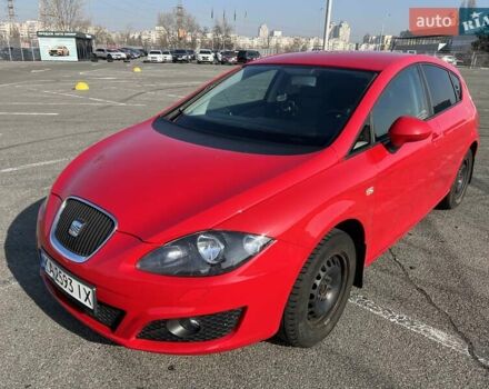 Сеат Леон 2011 в Киеве на Automoto.ua Красный Сеат Леон, объемом двигателя 1.39 л и пробегом 89 тыс. км за 6900 $, фото 3 на Automoto.ua