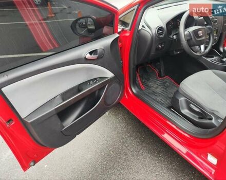 Червоний Сеат Leon, об'ємом двигуна 1.39 л та пробігом 140 тис. км за 6000 $, фото 16 на Automoto.ua