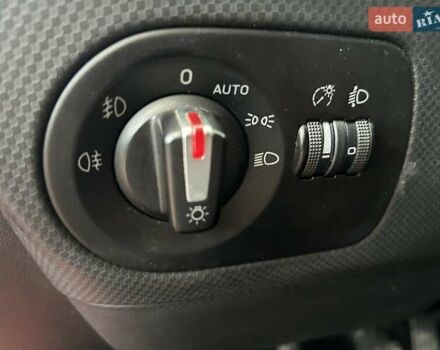 Красный Сеат Леон, объемом двигателя 1.8 л и пробегом 143 тыс. км за 7200 $, фото 31 на Automoto.ua