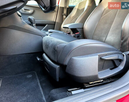 Красный Сеат Леон, объемом двигателя 1.8 л и пробегом 169 тыс. км за 10500 $, фото 10 на Automoto.ua