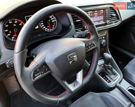 Красный Сеат Леон, объемом двигателя 1.8 л и пробегом 169 тыс. км за 10500 $, фото 12 на Automoto.ua