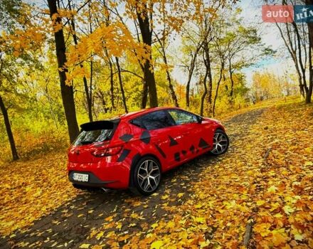 Сеат Леон 2013 в Калуше на Automoto.ua Красный Сеат Леон, объемом двигателя 1.97 л и пробегом 237 тыс. км за 12000 $, фото 24 на Automoto.ua