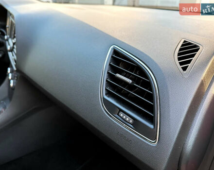 Красный Сеат Леон, объемом двигателя 1.8 л и пробегом 169 тыс. км за 10500 $, фото 20 на Automoto.ua