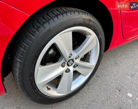 Красный Сеат Леон, объемом двигателя 1.8 л и пробегом 169 тыс. км за 10500 $, фото 4 на Automoto.ua