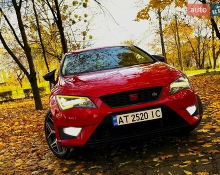 Сеат Леон 2013 в Калуше на Automoto.ua Красный Сеат Леон, объемом двигателя 1.97 л и пробегом 237 тыс. км за 12000 $, фото 7 на Automoto.ua