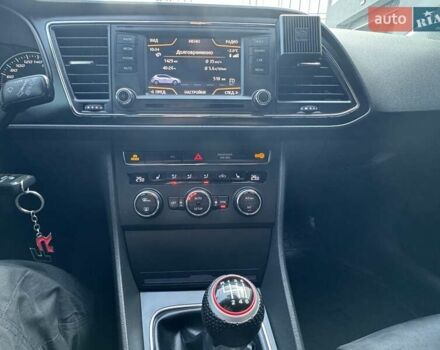 Сеат Леон 2013 в Калуше на Automoto.ua Красный Сеат Леон, объемом двигателя 1.97 л и пробегом 237 тыс. км за 12000 $, фото 39 на Automoto.ua