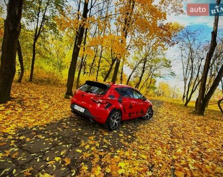 Сеат Леон 2013 в Калуше на Automoto.ua Красный Сеат Леон, объемом двигателя 1.97 л и пробегом 237 тыс. км за 12000 $, фото 23 на Automoto.ua