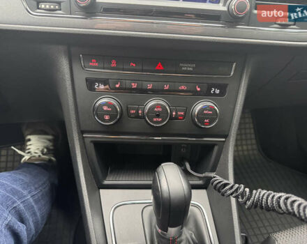 Красный Сеат Леон, объемом двигателя 1.97 л и пробегом 136 тыс. км за 16500 $, фото 18 на Automoto.ua