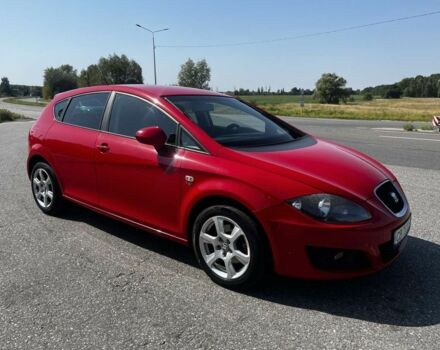 Червоний Сеат Leon, об'ємом двигуна 1.2 л та пробігом 185 тис. км за 5600 $, фото 1 на Automoto.ua