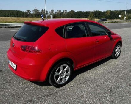 Червоний Сеат Leon, об'ємом двигуна 1.2 л та пробігом 185 тис. км за 5600 $, фото 3 на Automoto.ua