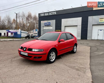 Красный Сеат Леон, объемом двигателя 1.6 л и пробегом 175 тыс. км за 3700 $, фото 1 на Automoto.ua