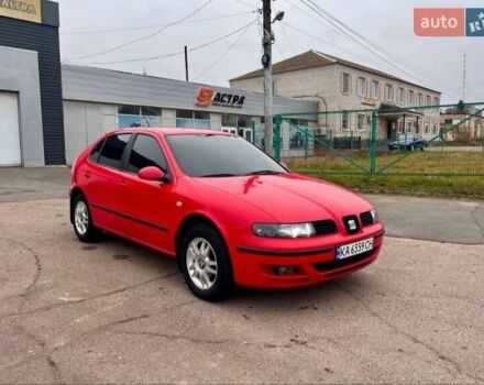 Красный Сеат Леон, объемом двигателя 1.6 л и пробегом 157 тыс. км за 4700 $, фото 1 на Automoto.ua