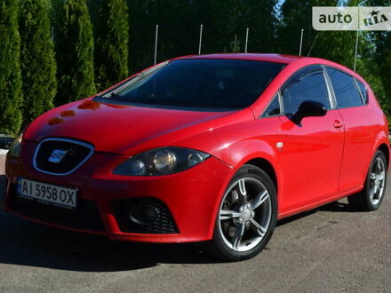 Червоний Сеат Leon, об'ємом двигуна 2 л та пробігом 321 тис. км за 5350 $, фото 1 на Automoto.ua