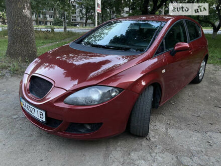 Сеат Leon 2006 у Хмельницькому на Automoto.ua Червоний Сеат Leon, об'ємом двигуна 1.6 л та пробігом 262 тис. км за 3999 $, фото 1 на Automoto.ua