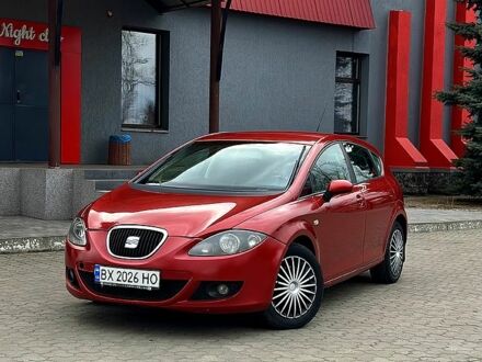 Червоний Сеат Leon, об'ємом двигуна 1.6 л та пробігом 285 тис. км за 4600 $, фото 1 на Automoto.ua