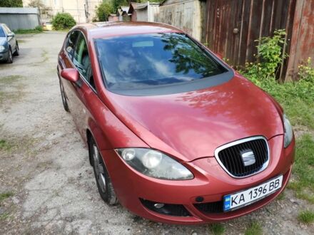 Сеат Leon 2006 у Києві на Automoto.ua Червоний Сеат Leon, об'ємом двигуна 2 л та пробігом 248 тис. км за 5000 $, фото 1 на Automoto.ua
