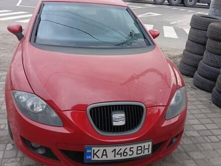 Сеат Leon 2006 у Києві на Automoto.ua Червоний Сеат Leon, об'ємом двигуна 1.6 л та пробігом 253 тис. км за 4500 $, фото 1 на Automoto.ua