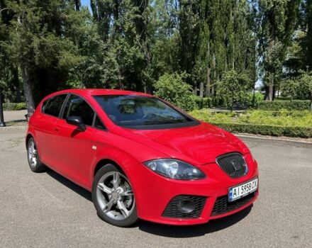 Красный Сеат Леон, объемом двигателя 2 л и пробегом 180 тыс. км за 7000 $, фото 1 на Automoto.ua